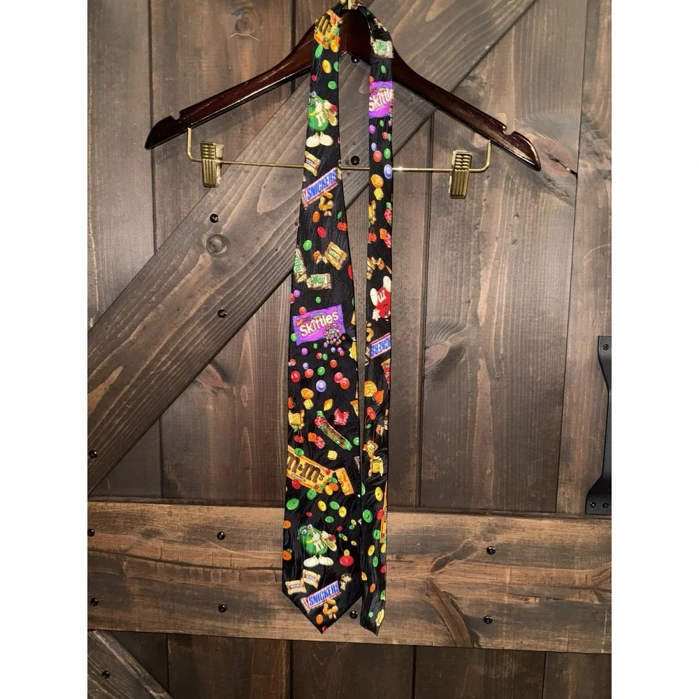 VTG Planet Mars Tie Black 100% Silk Candy Snickers M&M's‎ Halloween